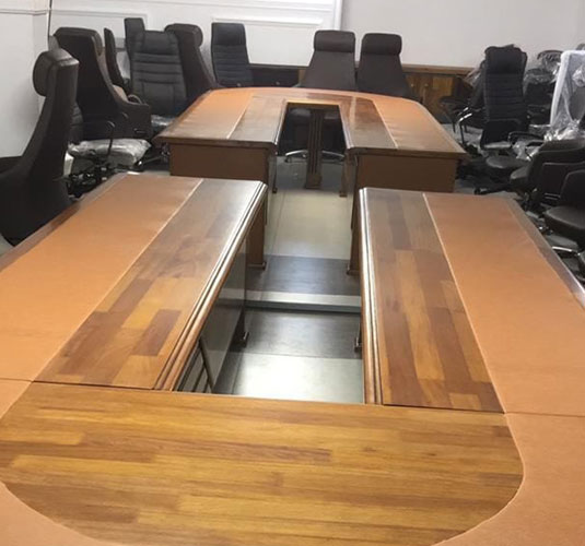 Table de conférence