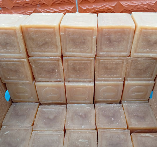 Savon de ménage fabriqué à base d'huile de palme